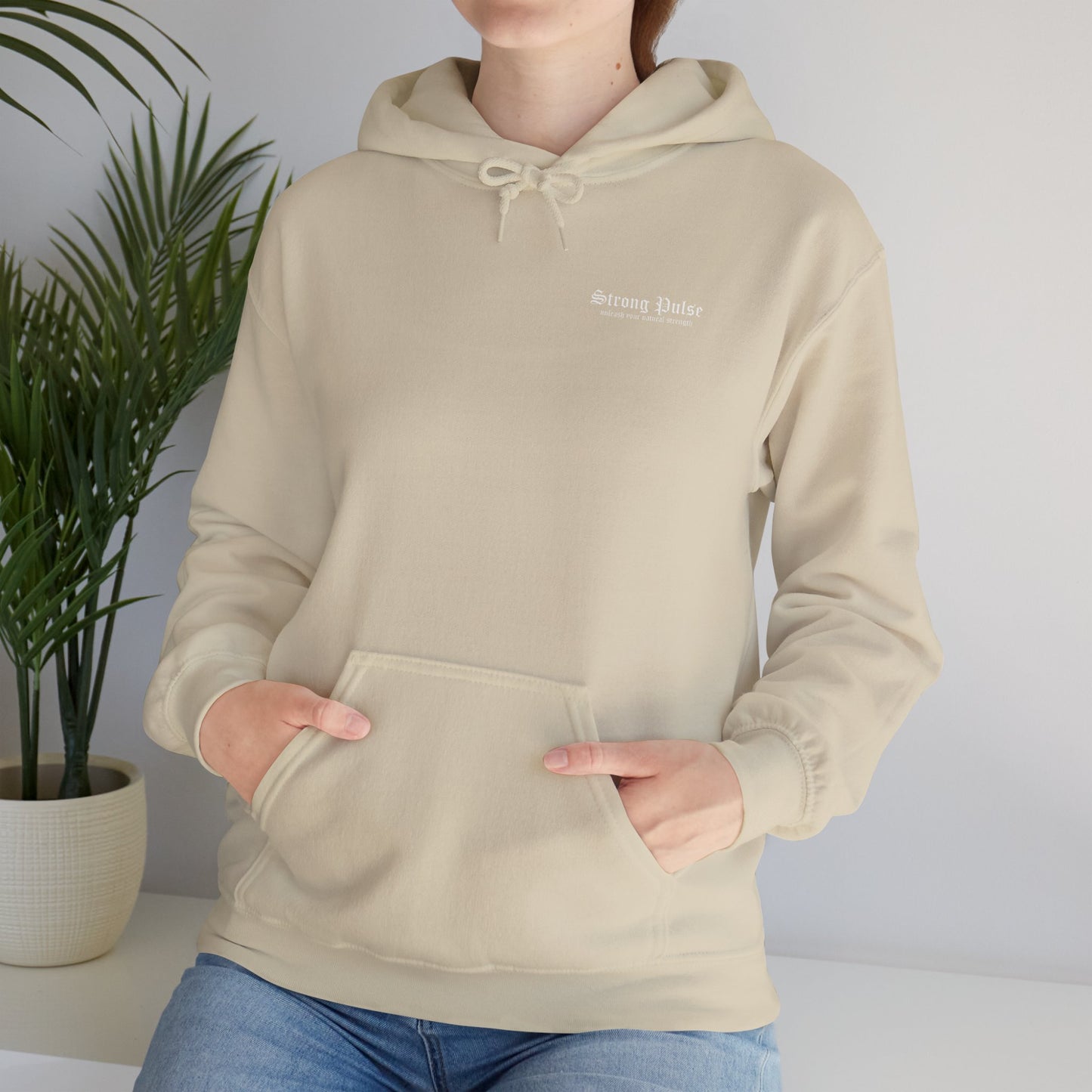 Premium Strong Pulse™ unisex heavy blend hoodie 'Never Give Up'